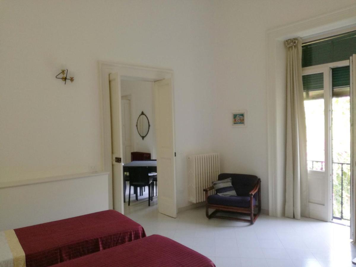 Bed and Breakfast Palazzo Rollo Lecce Zewnętrze zdjęcie