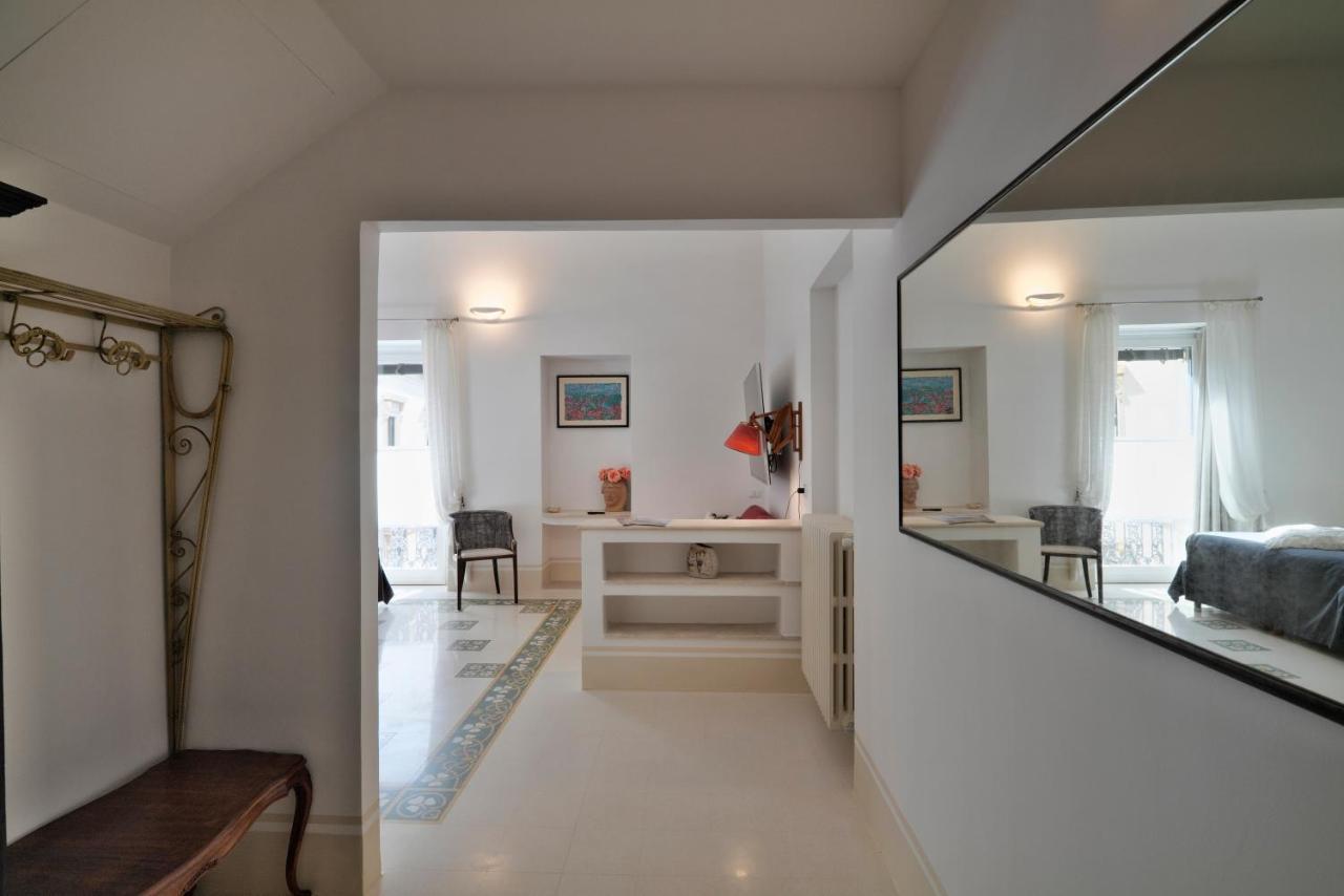 Bed and Breakfast Palazzo Rollo Lecce Zewnętrze zdjęcie