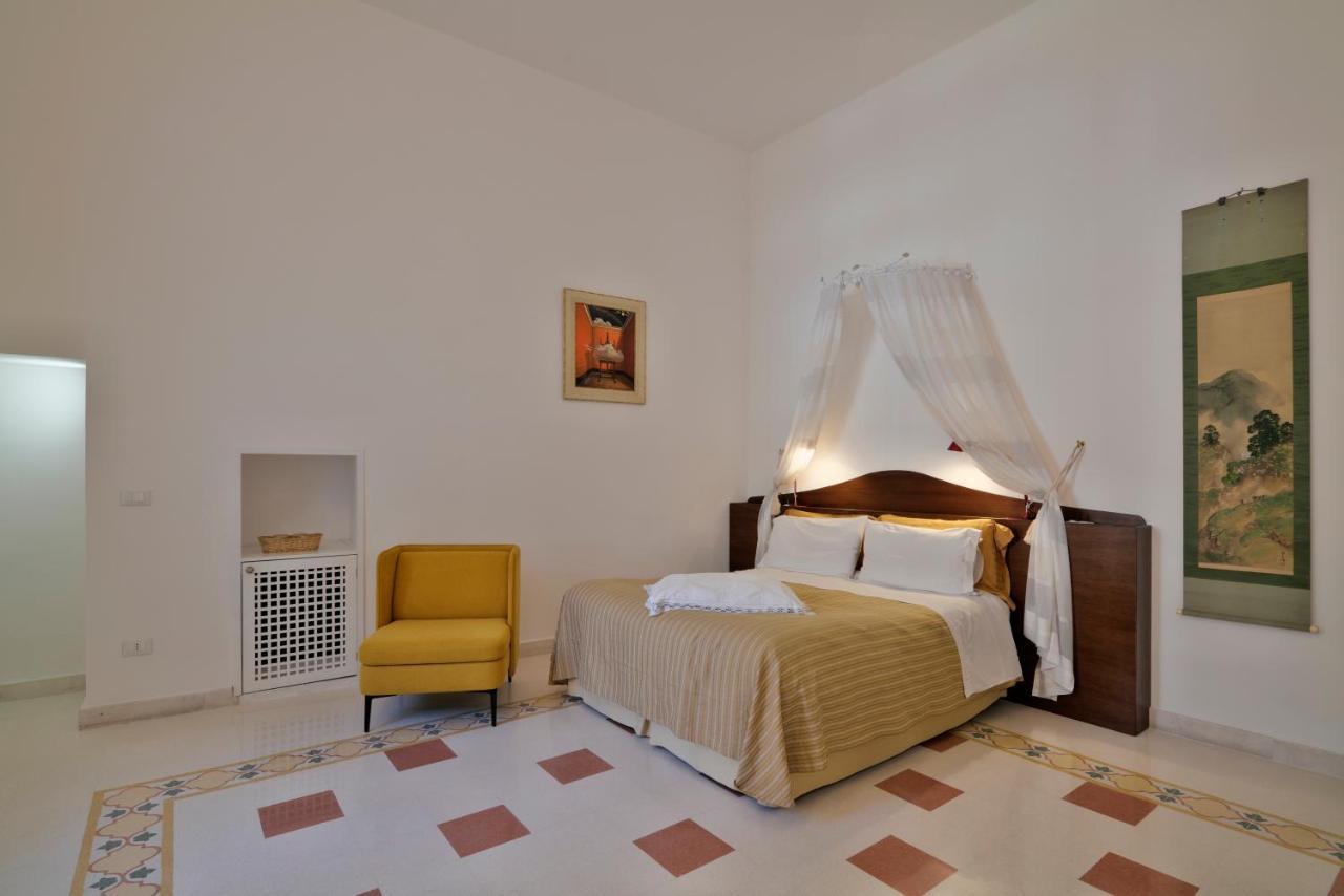 Bed and Breakfast Palazzo Rollo Lecce Zewnętrze zdjęcie